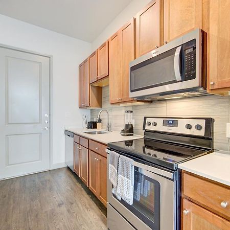 Appartamento Trendy Downtown 1Bd/Freeparking/Wi-Fi/Pool Houston Esterno foto