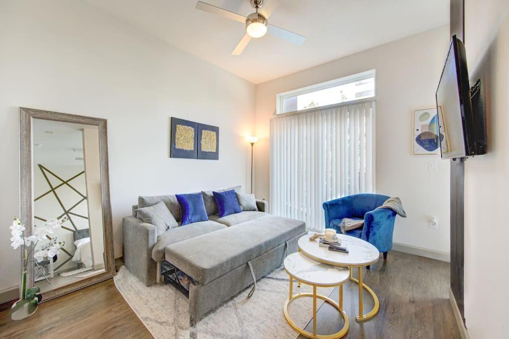 Appartamento Trendy Downtown 1Bd/Freeparking/Wi-Fi/Pool Houston Esterno foto