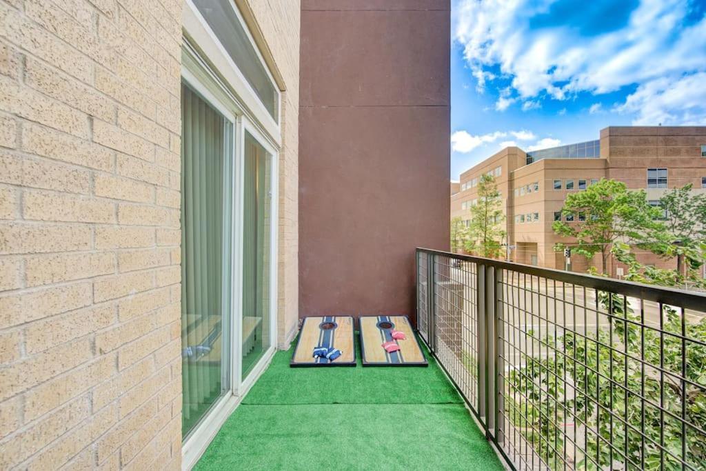 Appartamento Trendy Downtown 1Bd/Freeparking/Wi-Fi/Pool Houston Esterno foto